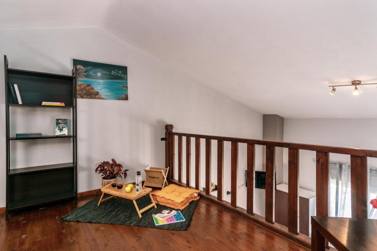 Christina'S Sea House Apartment Nikiti  Exterior photo